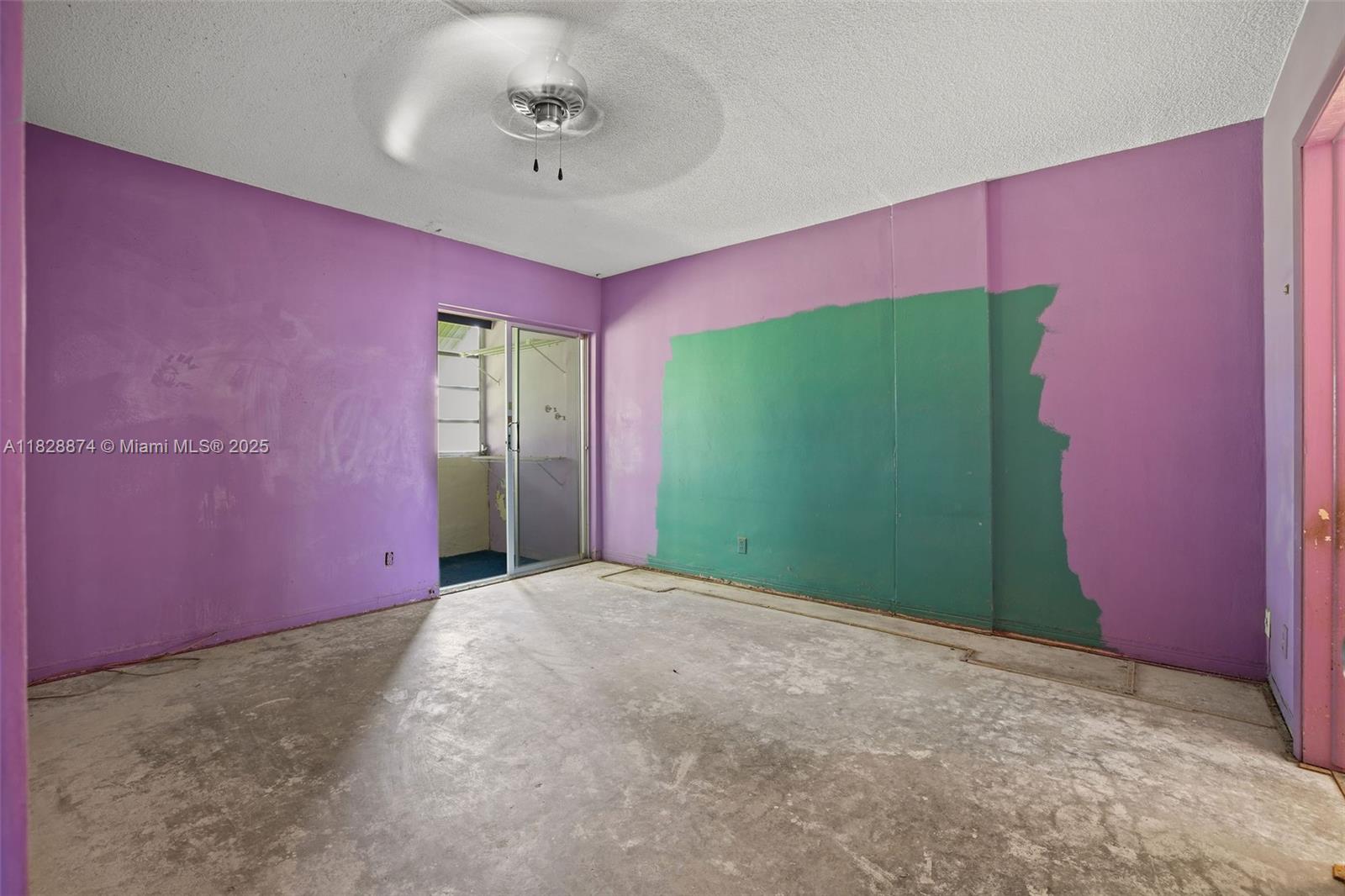 APRIL BREEZE CONDO - Residential