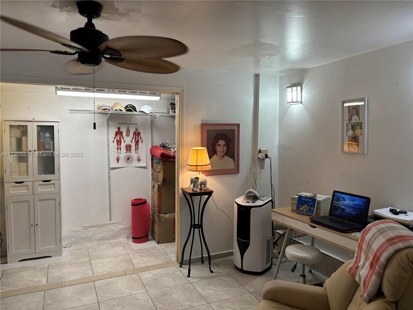 SOUTH MIAMI LAKES - Residential