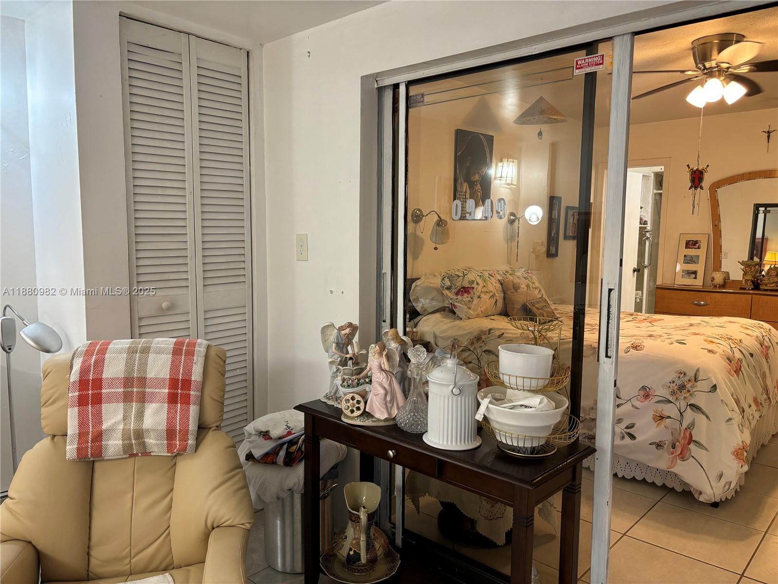 SOUTH MIAMI LAKES - Residential