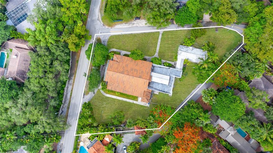 WOW! Extraordinary Golden opportunity to own this developed site along Main Highway in Coconut Grove. Iconic gorgeous property and many opportunities and potential usage are available on this stunning 32,000 sq. ft lot. Zoned T3-R, zoning to allow residential in the most highly desirable community of Coconut Grove. development, don't miss out on this rare No flood zone. So many options, so little time! Near downtown Grove Village and the finest schools in the world.