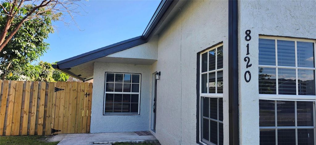 Photo of 8120 SW 4th Ct, North Lauderdale, FL 33068 (MLS # A12010296)