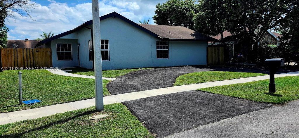 Photo of 8120 SW 4th Ct, North Lauderdale, FL 33068 (MLS # A12010296)