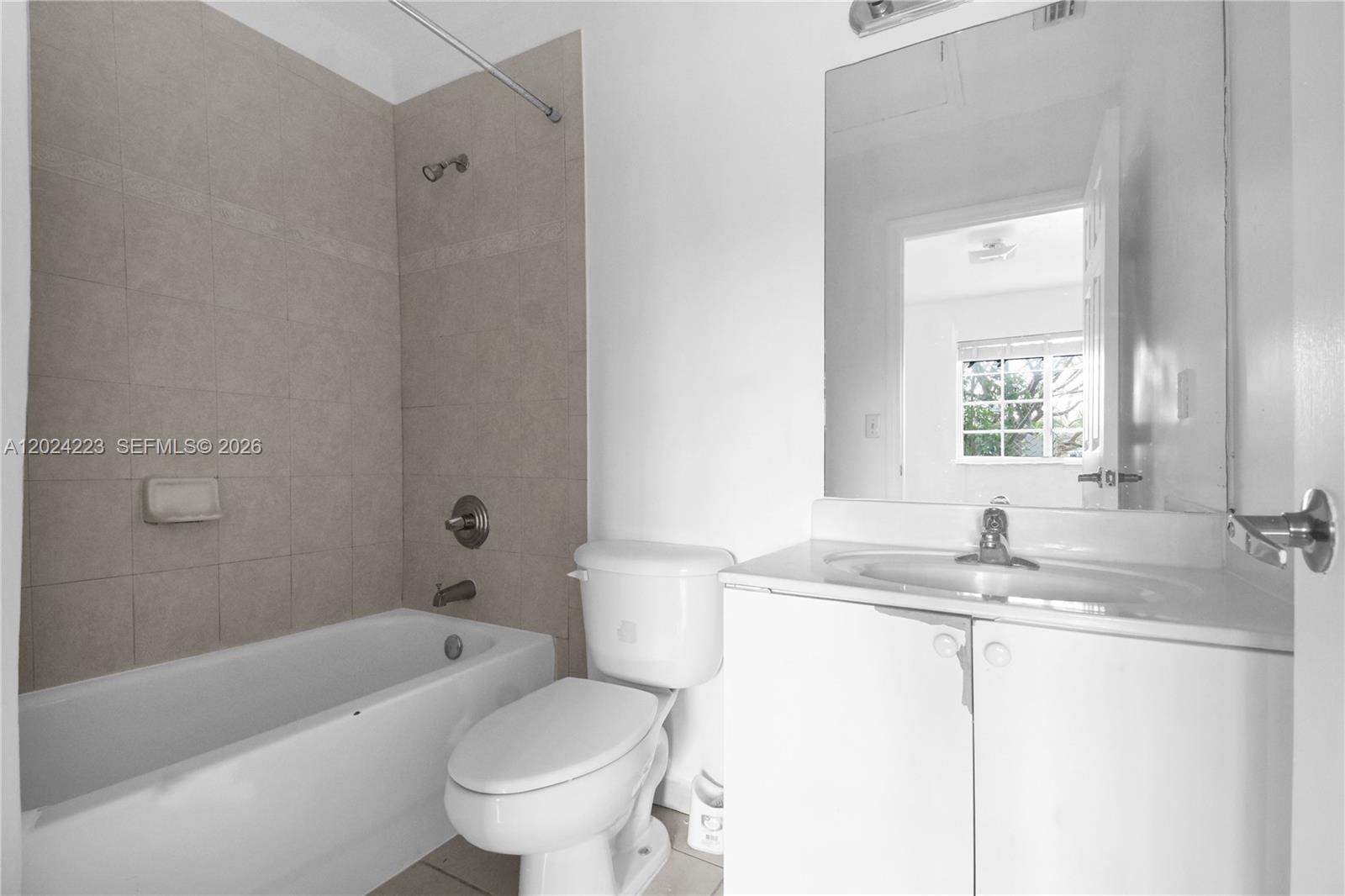 CEDARS WOODS HOMES CONDO - Residential Lease