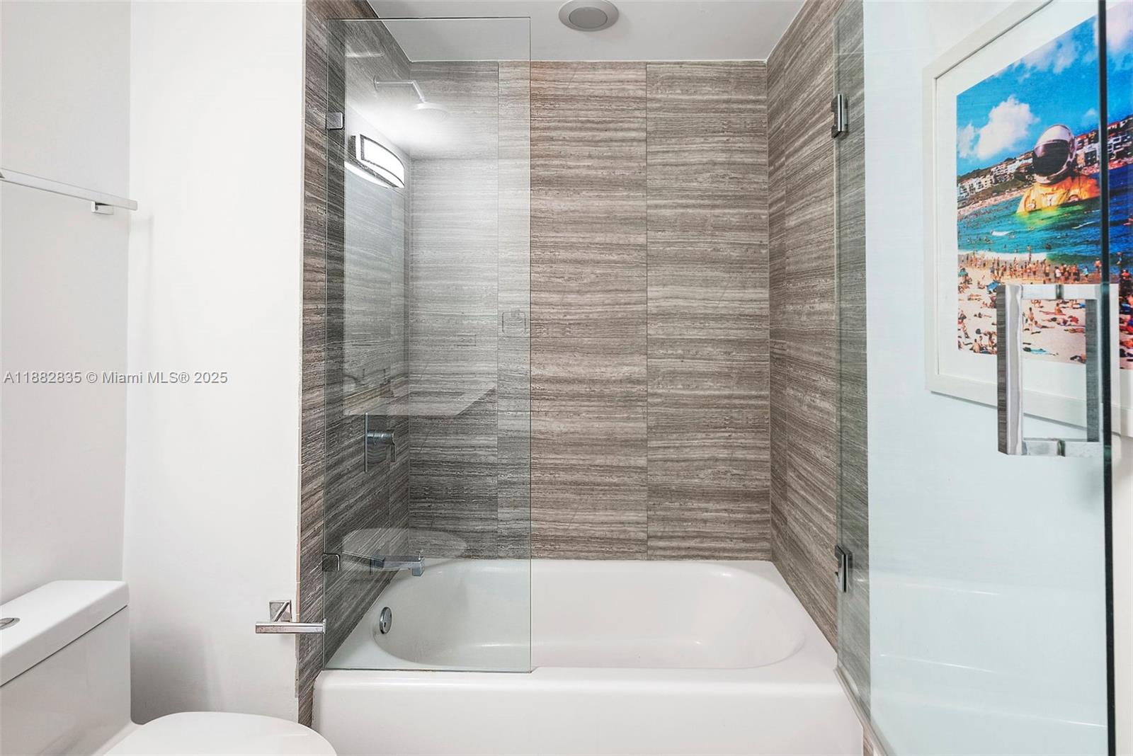 1010 BRICKELL CONDO - Residential Lease