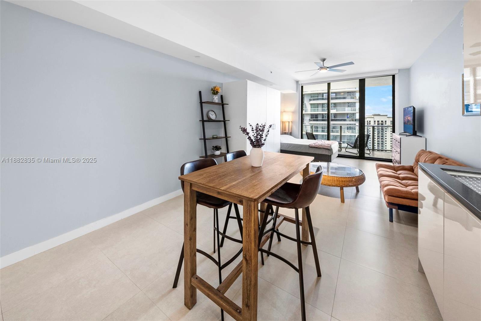 1010 BRICKELL CONDO - Residential Lease