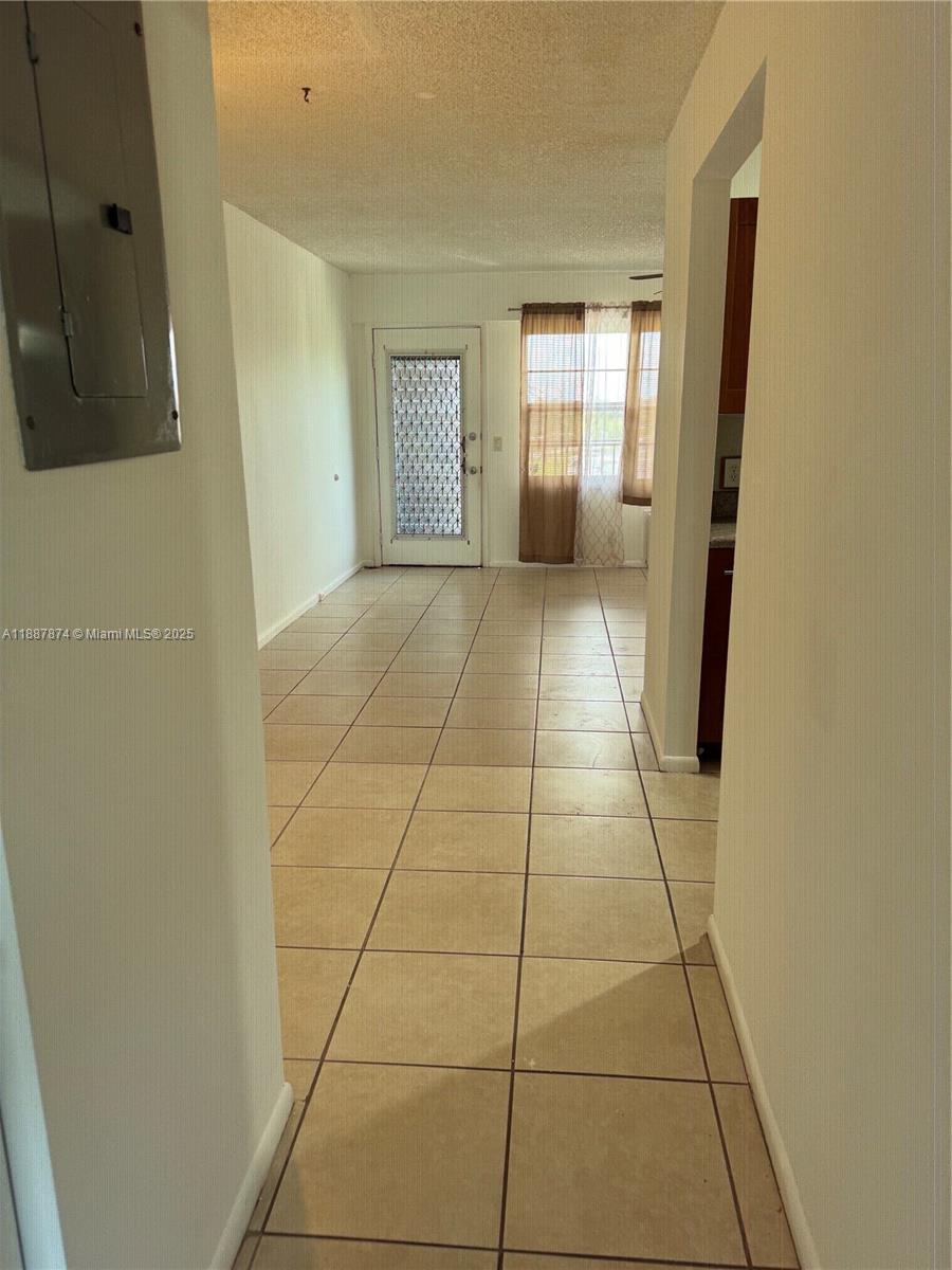 NEW HAMPTON AT CENTURY VI - Residential Lease