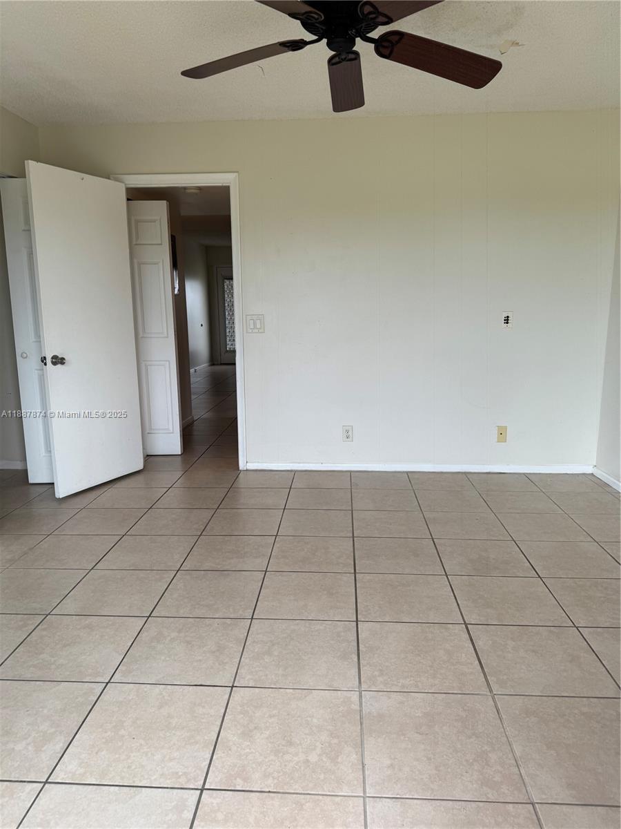 NEW HAMPTON AT CENTURY VI - Residential Lease