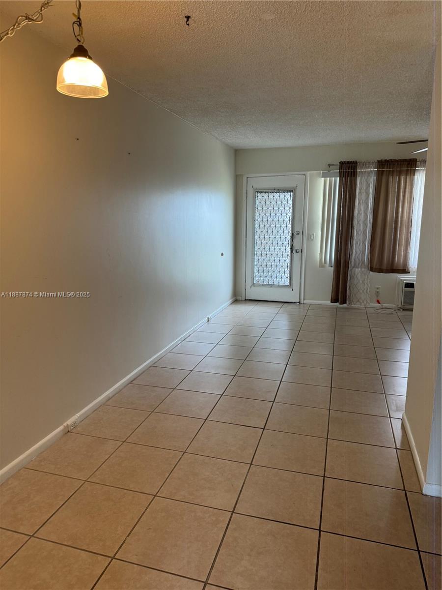 NEW HAMPTON AT CENTURY VI - Residential Lease