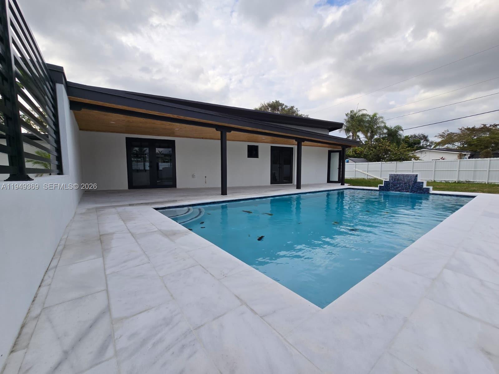 COLETOWN ACRES - Residential