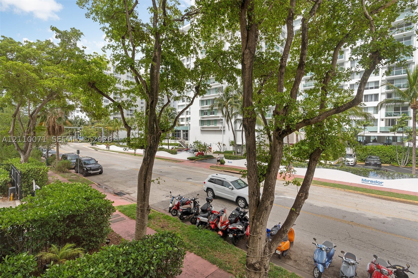 1035 West Ave 201