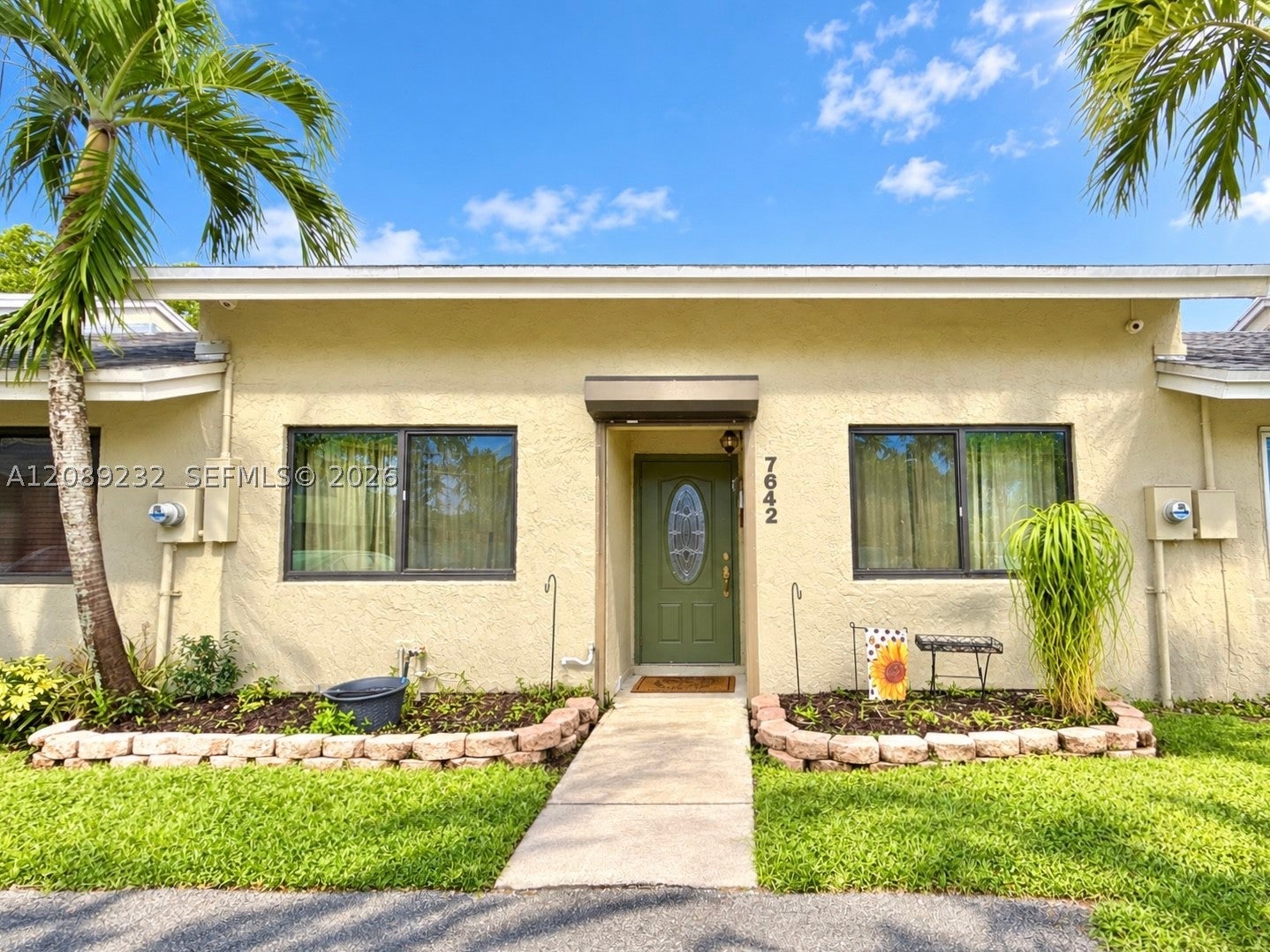 7642 NW 38th Ct