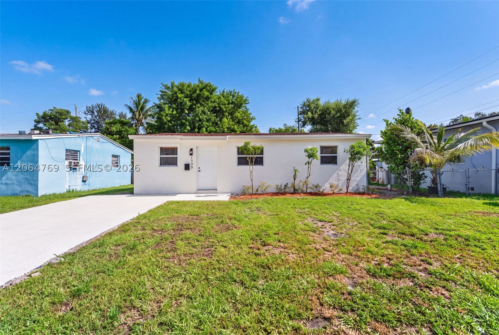 1583 NE 152nd St
