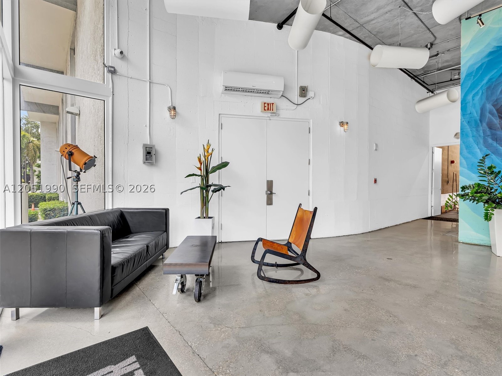 444 NE 30th St 608