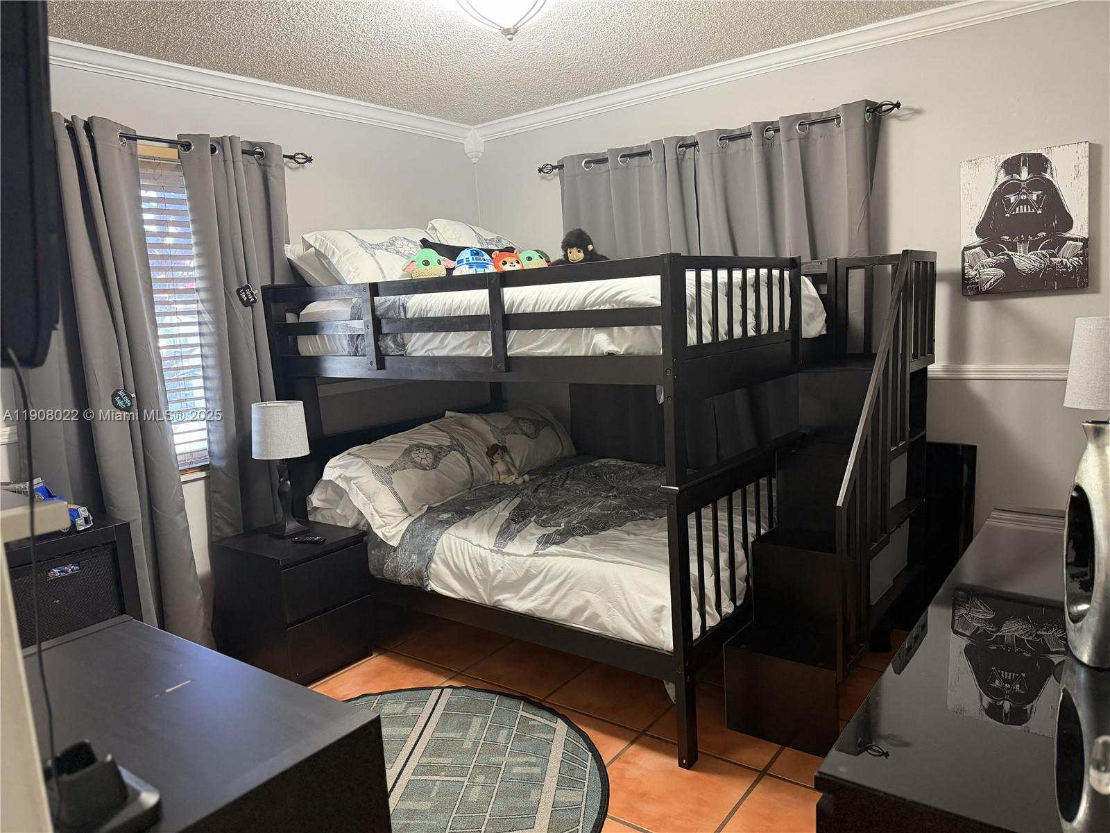 SNAPPER CREEK VILLAS - Residential