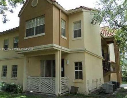 LA HACIENDA COUNTRY CLUB - Residential Lease