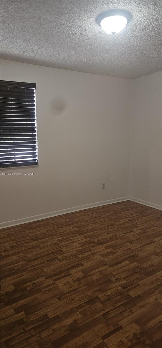 LA HACIENDA COUNTRY CLUB - Residential Lease