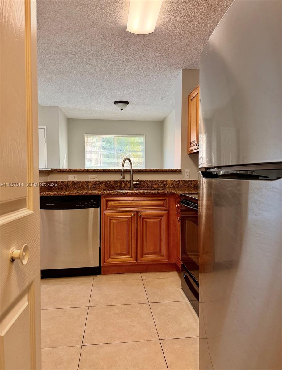 ST ANDREWS CONDO - Residential Lease