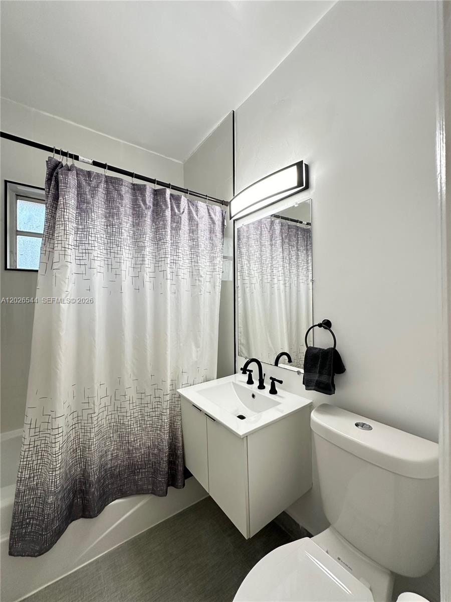 THE LORENA CONDO - Residential