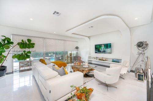9870 NW 47th Ter 0