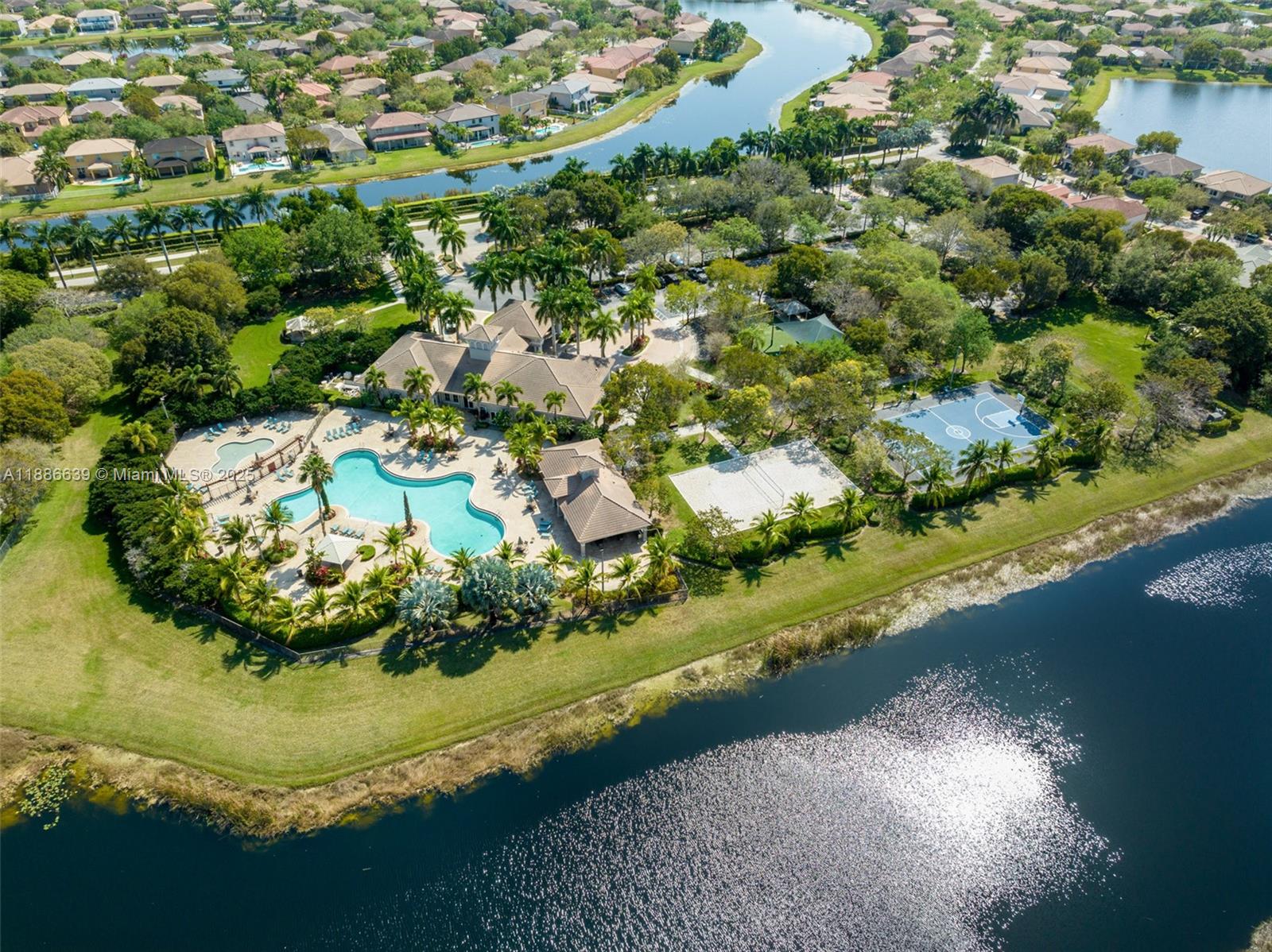 ISLES AT WESTON 171-40 B - Residential Lease