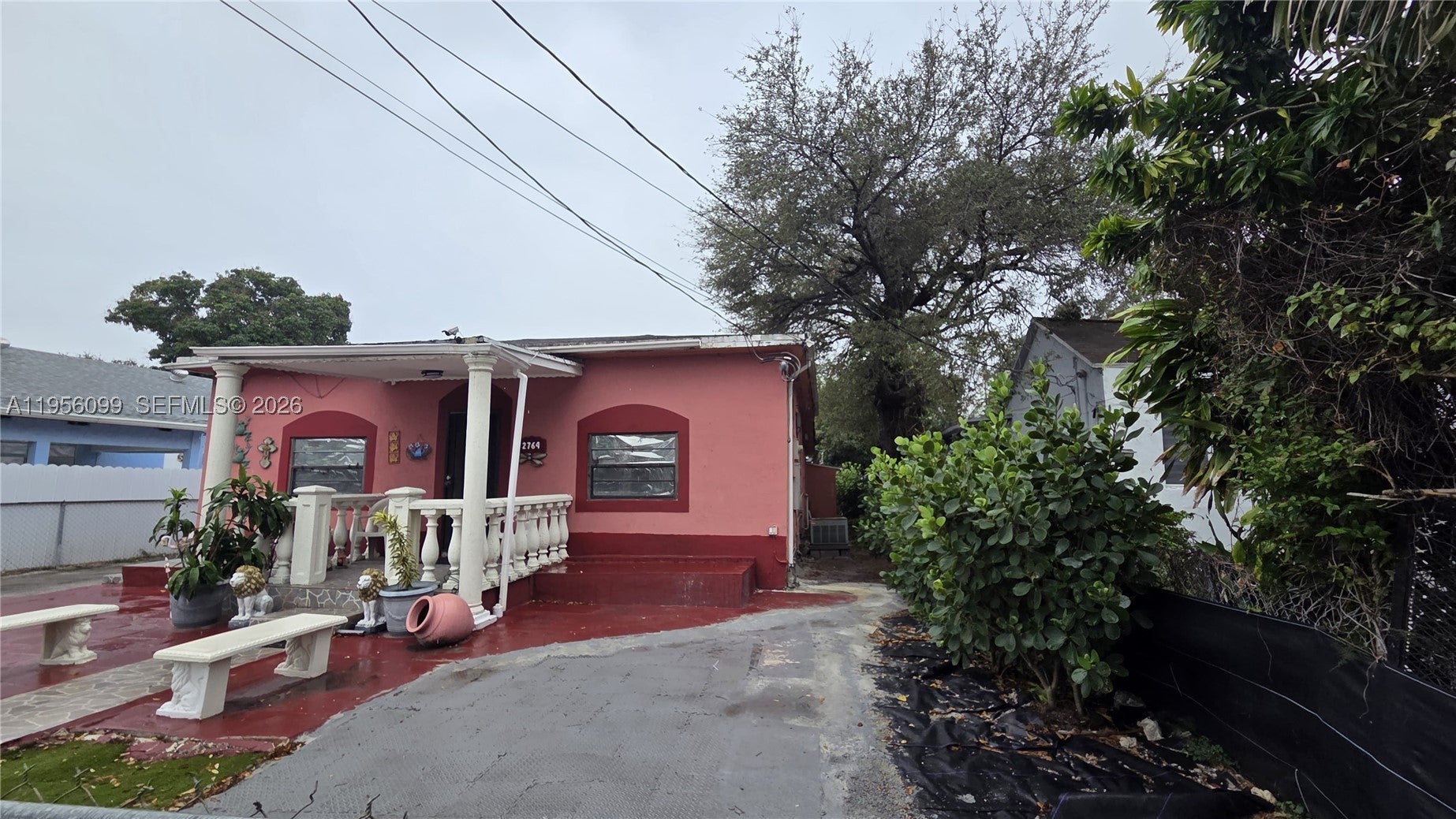 2764 NW 31st St