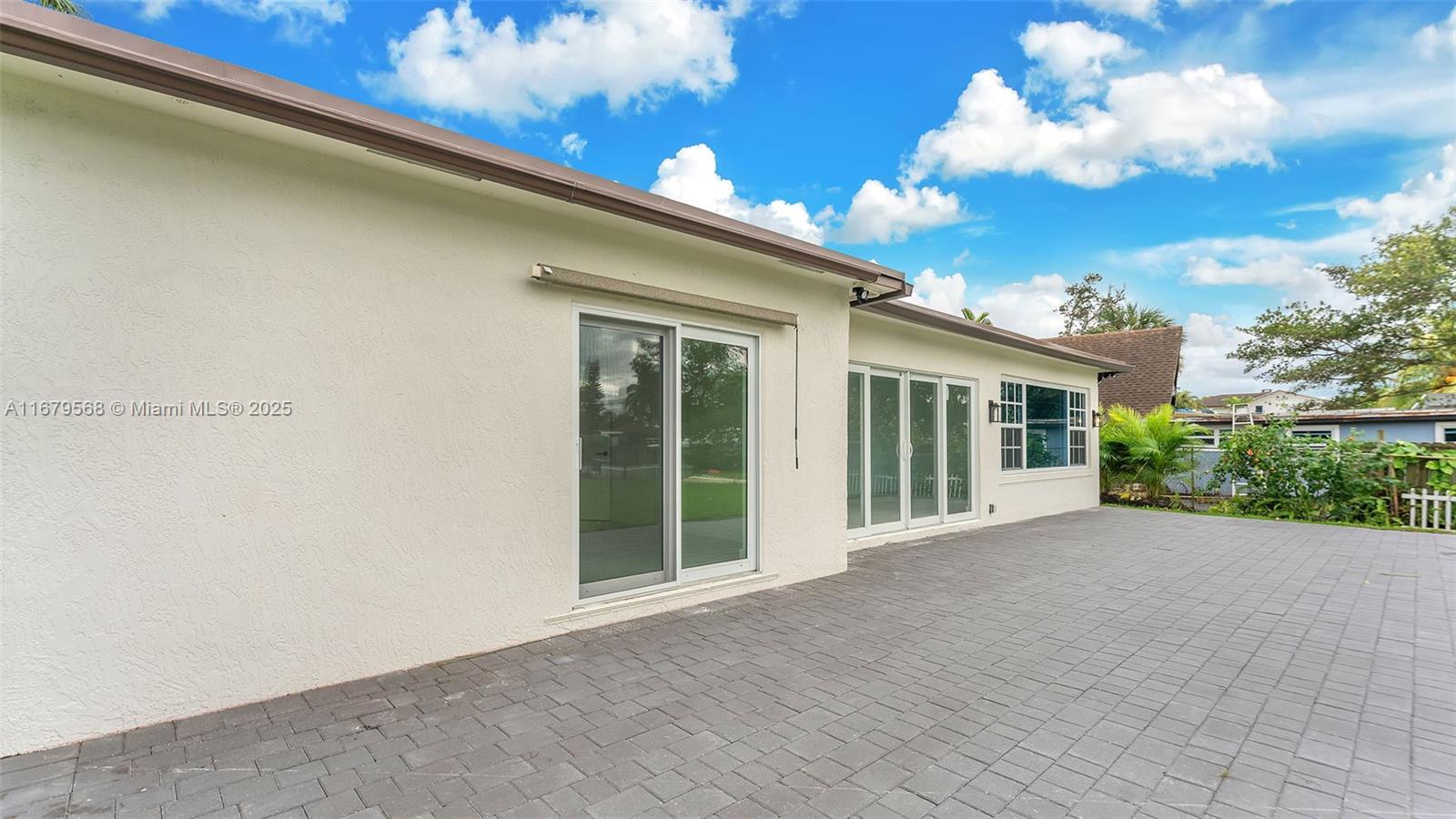DAVIS ISLES - Residential