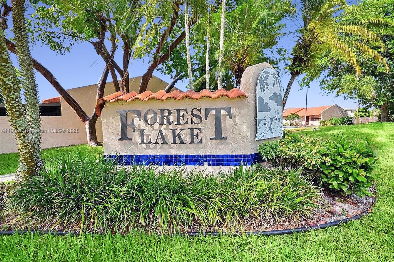 FOREST LAKE - Residential