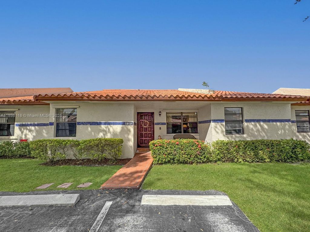 Photo of 5919 SW 112th Ter, Cooper City, FL 33330 (MLS # A11898118)