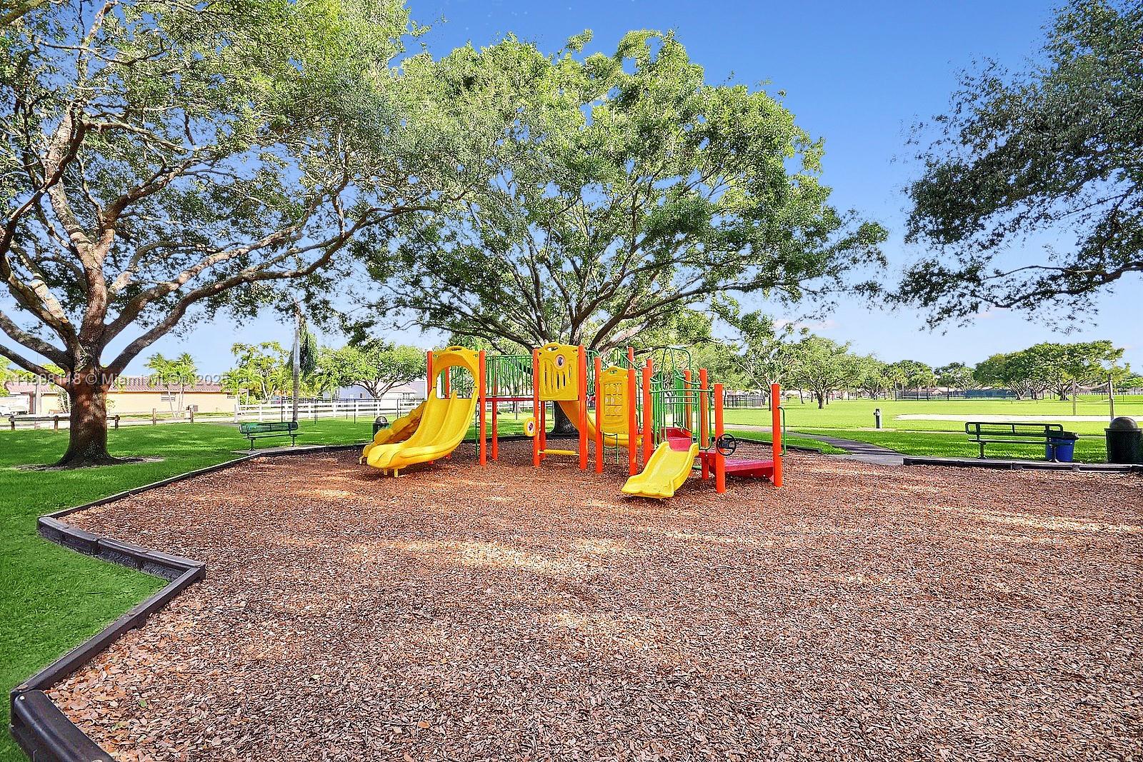 FOREST LAKE - Residential