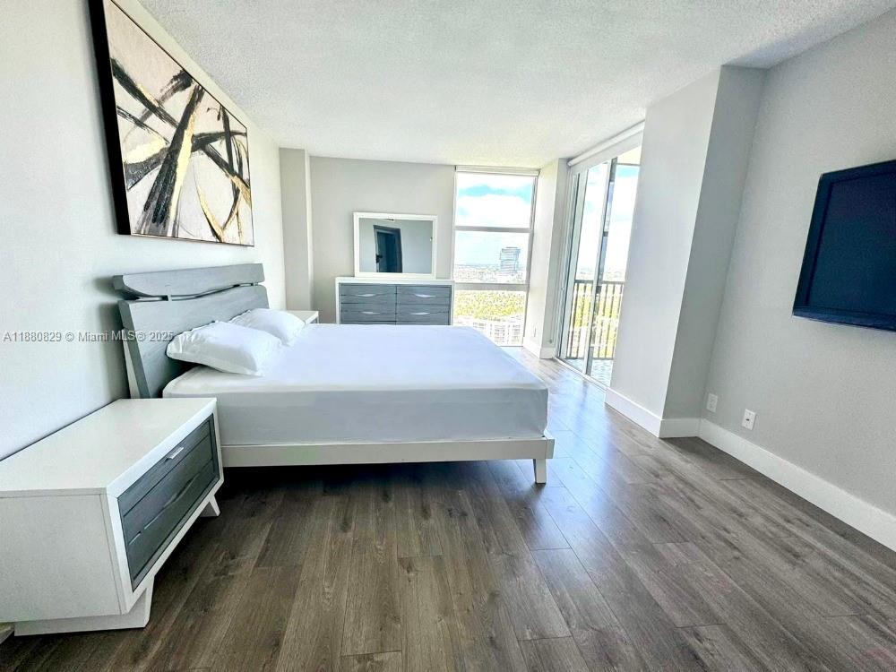 CORONADO CONDO- TOWER II - Residential Lease