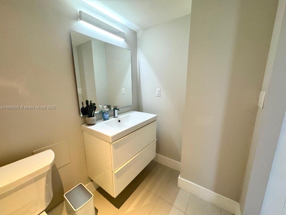 CORONADO CONDO- TOWER II - Residential Lease