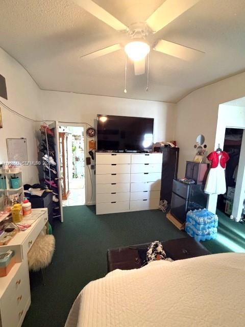 MEADOW WOOD MANOR SEC 4 - Residential