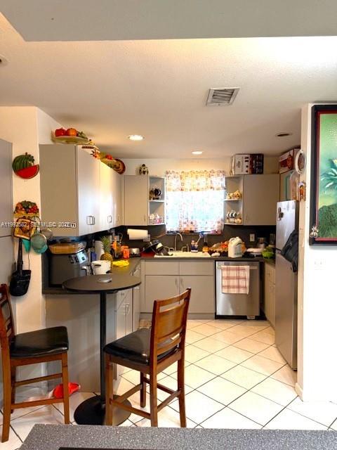 MEADOW WOOD MANOR SEC 4 - Residential