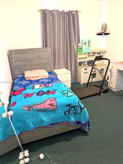 MEADOW WOOD MANOR SEC 4 - Residential