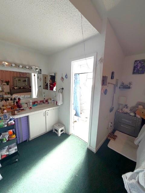 MEADOW WOOD MANOR SEC 4 - Residential