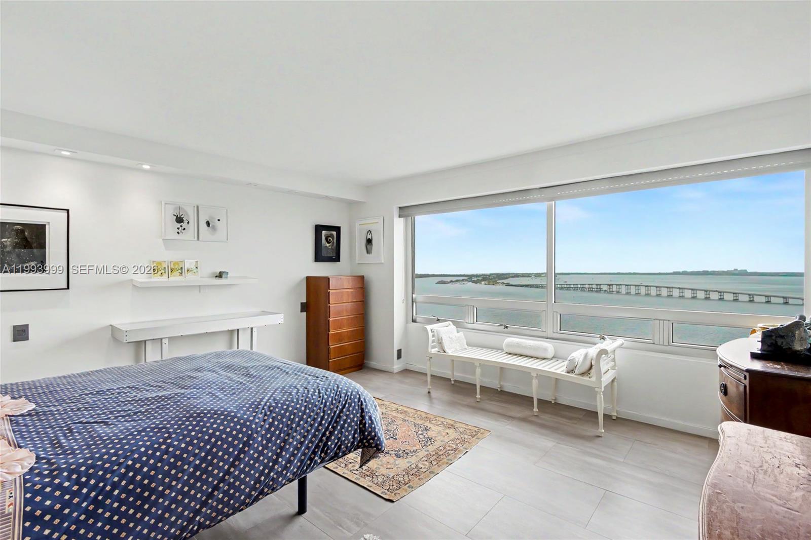 THE PALACE CONDO - Residential