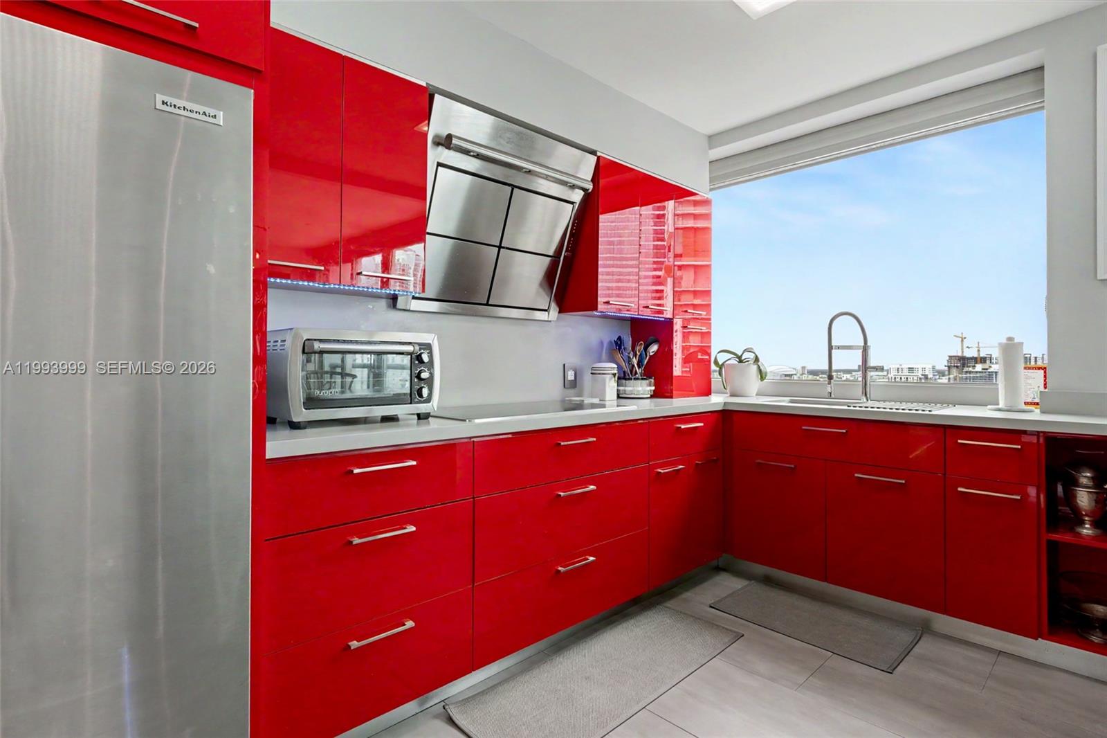 THE PALACE CONDO - Residential