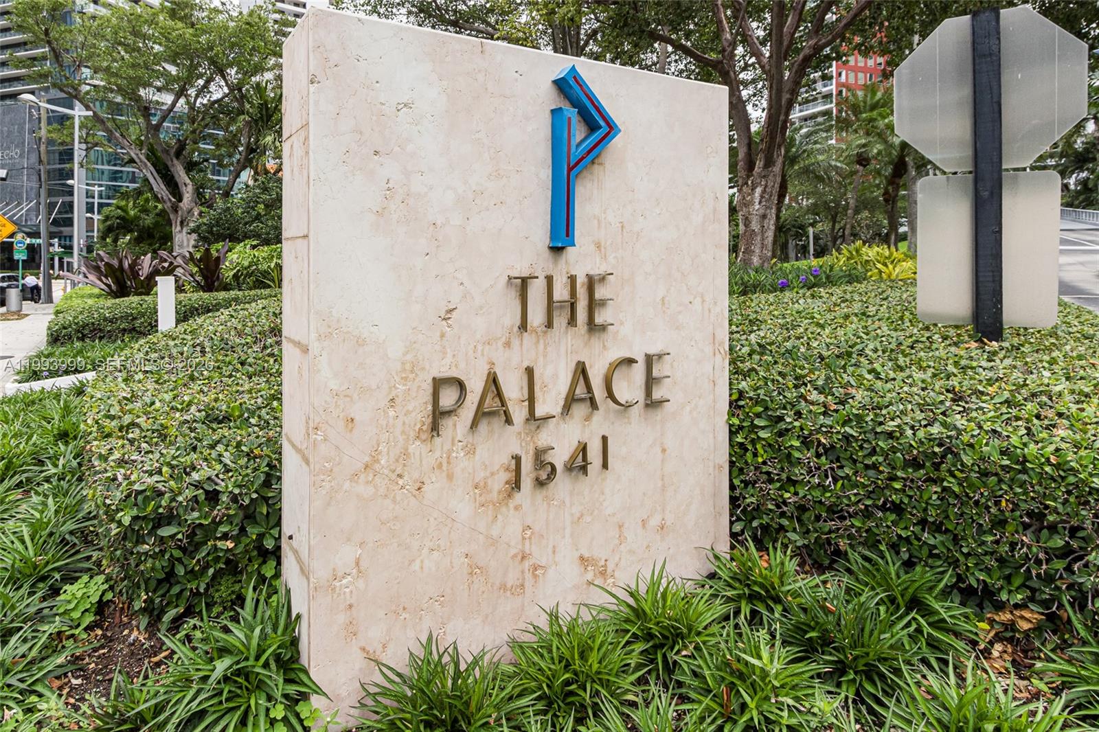 THE PALACE CONDO - Residential