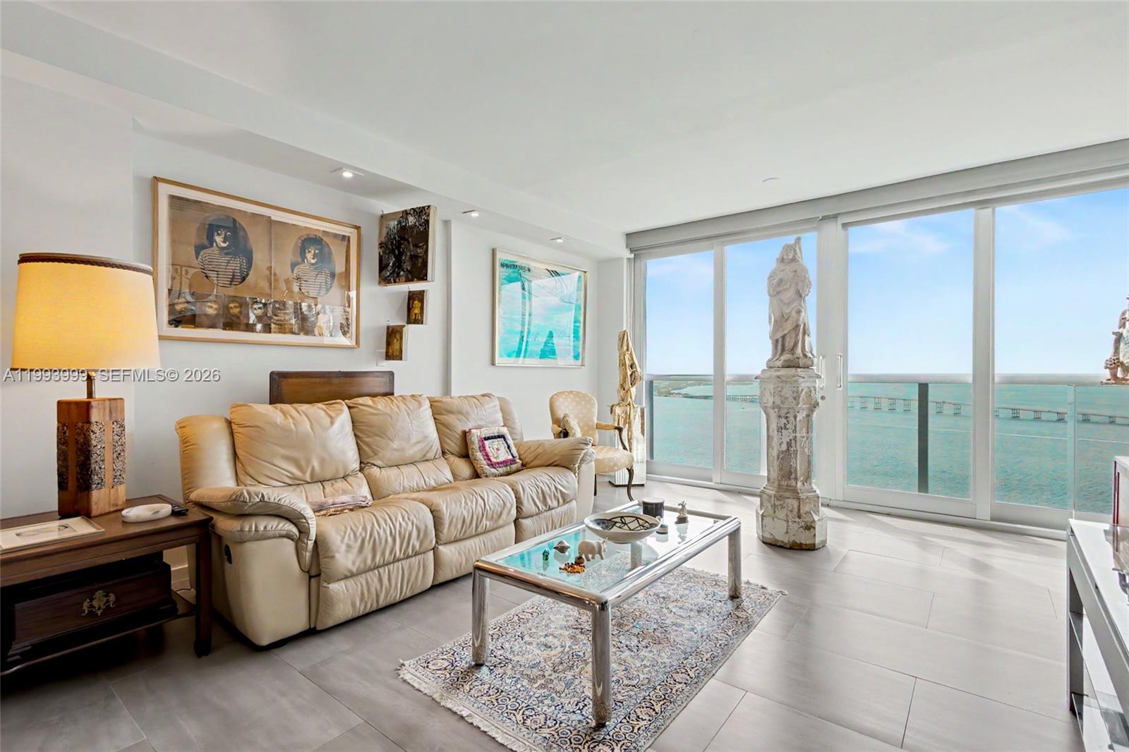 THE PALACE CONDO - Residential