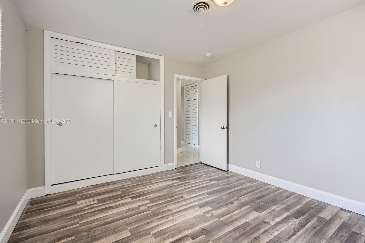 EDGEFIELD 1ST SEC - Residential
