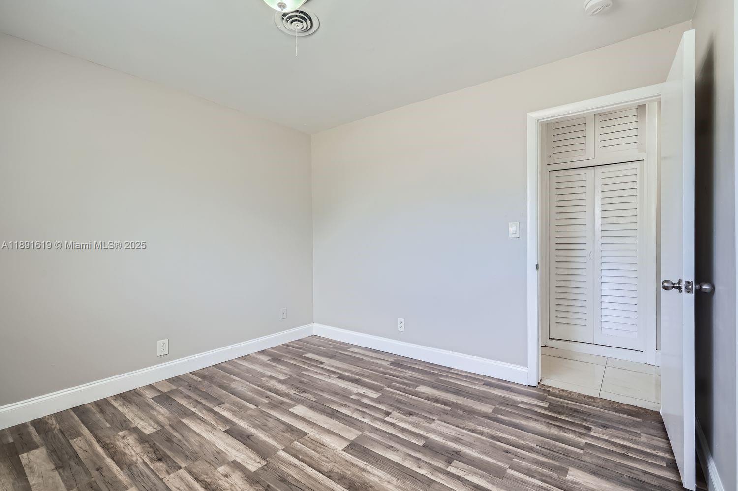 EDGEFIELD 1ST SEC - Residential
