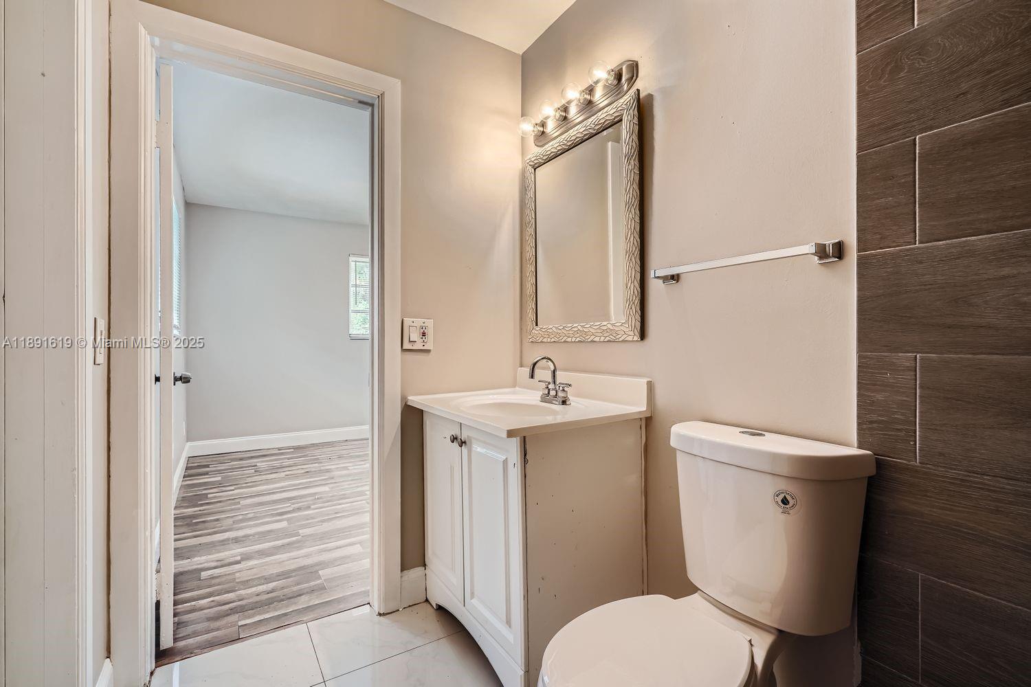 EDGEFIELD 1ST SEC - Residential