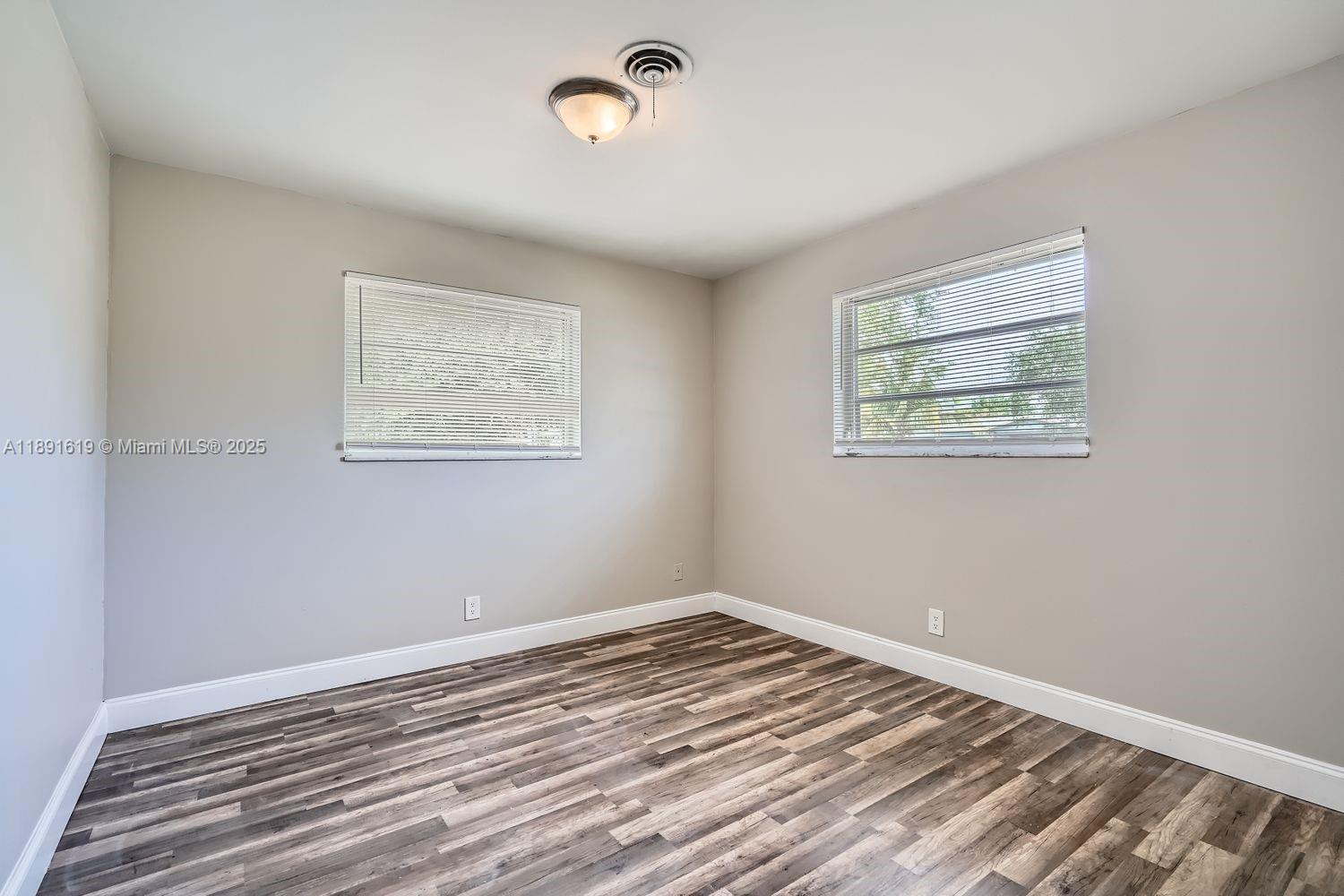 EDGEFIELD 1ST SEC - Residential