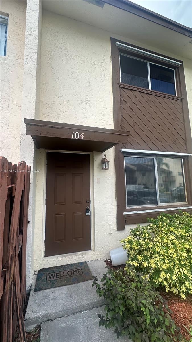 Welcome to this spacious and updated 2-bedroom, 1.5-bathroom condo located in the desirable Windfield community. This ground-floor corner unit offers a bright open layout with tile floors throughout, kitchen, and in-unit washer & dryer. Enjoy a private patio with garden views, perfect for relaxing. The community features a pool, clubhouse, and well-maintained grounds. Conveniently located near shopping, dining, and major highways.