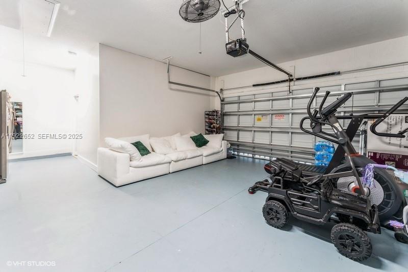 LAS PALMAS II - Residential