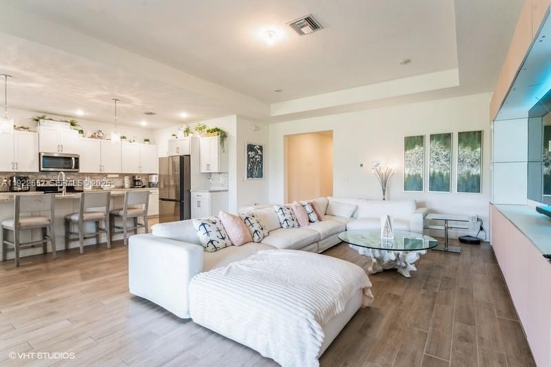 LAS PALMAS II - Residential