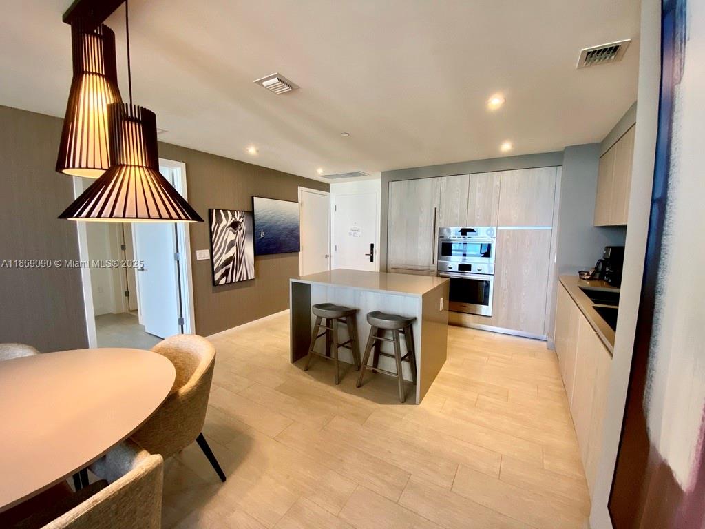 4010 S Ocean Dr R2607