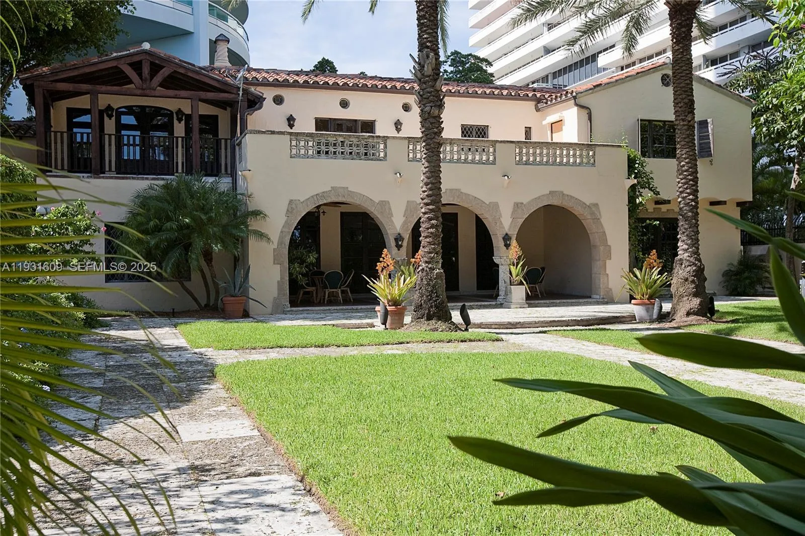 Miami, Florida 33129, United States, 4 Bedrooms Bedrooms, ,6 BathroomsBathrooms,Residential,Active,255572