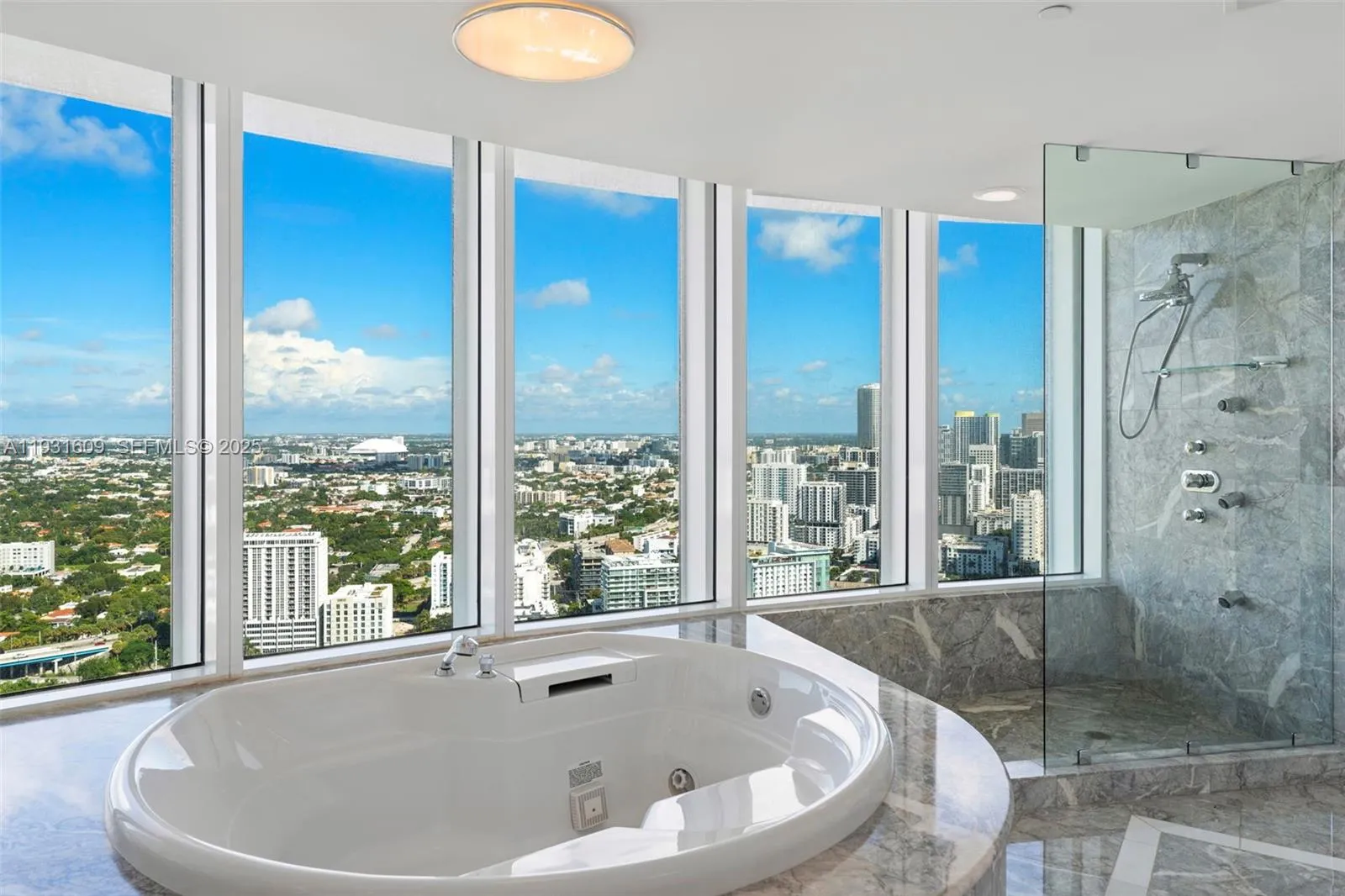 Miami, Florida 33129, United States, 4 Bedrooms Bedrooms, ,6 BathroomsBathrooms,Residential,Active,255572