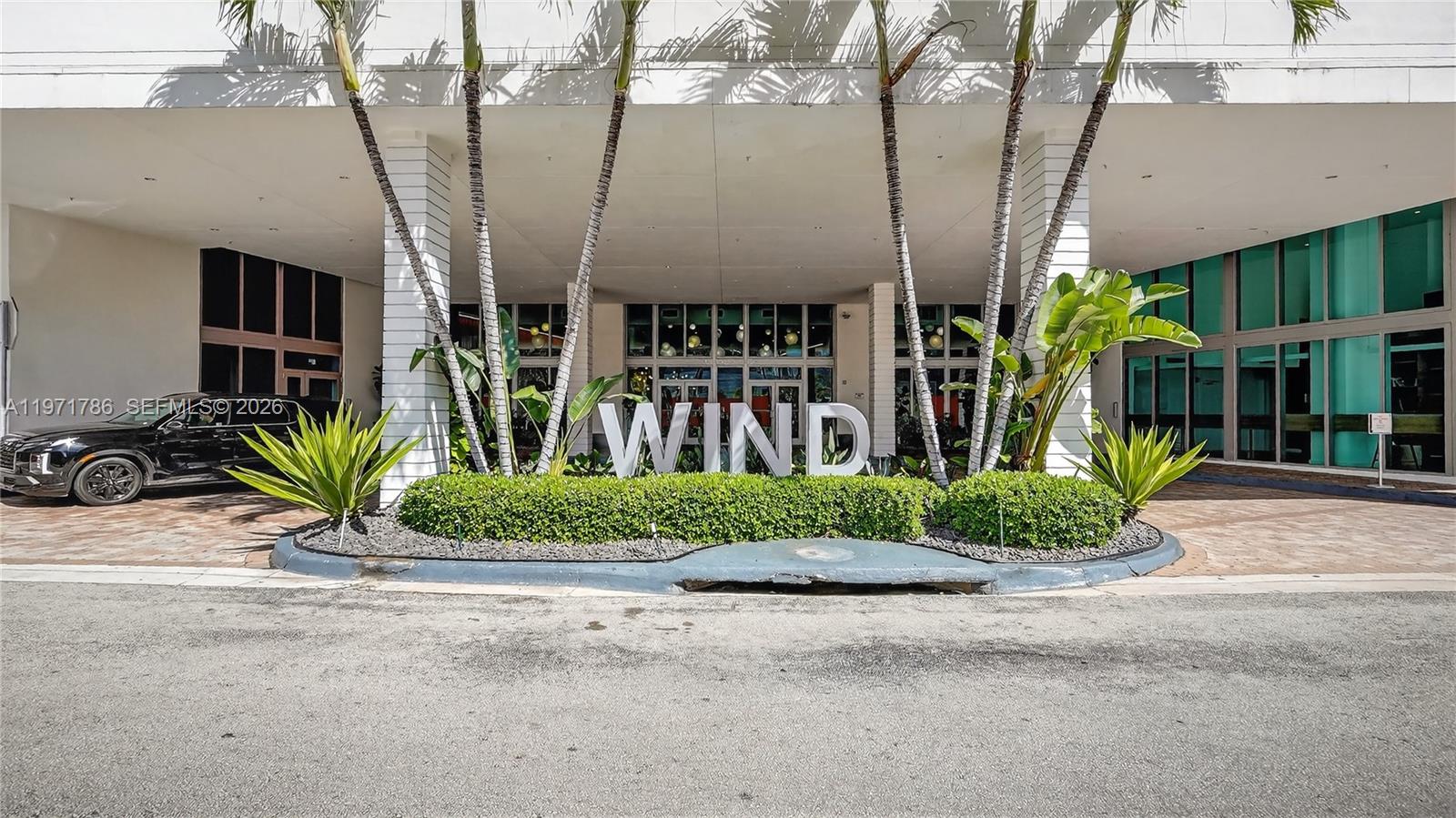 WIND CONDO - Residential